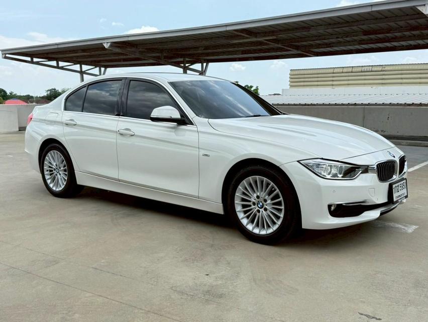 BMW 320d Luxury 2.0L 8AT TwinTurbo āļĢāļđāļāļĒāđāļāļĒāļāļĩāđ 3