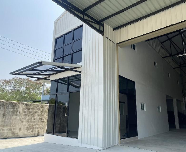 ให้เช่าโกดัง พร้อมสำนักงาน ซอยนุ่มประสงค์ 2 บางกรวย-ศาลายา อยู่ระหว่างพุทธมณฑลสาย 4 และ 5 ใกล้ ม.มหิดล โกดังสวยมาก 4