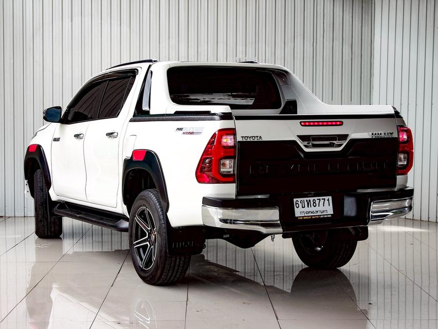 TOYOTA HILUX REVO 2.4 MID PRERUNNER DOUBLE CAB 2022   8