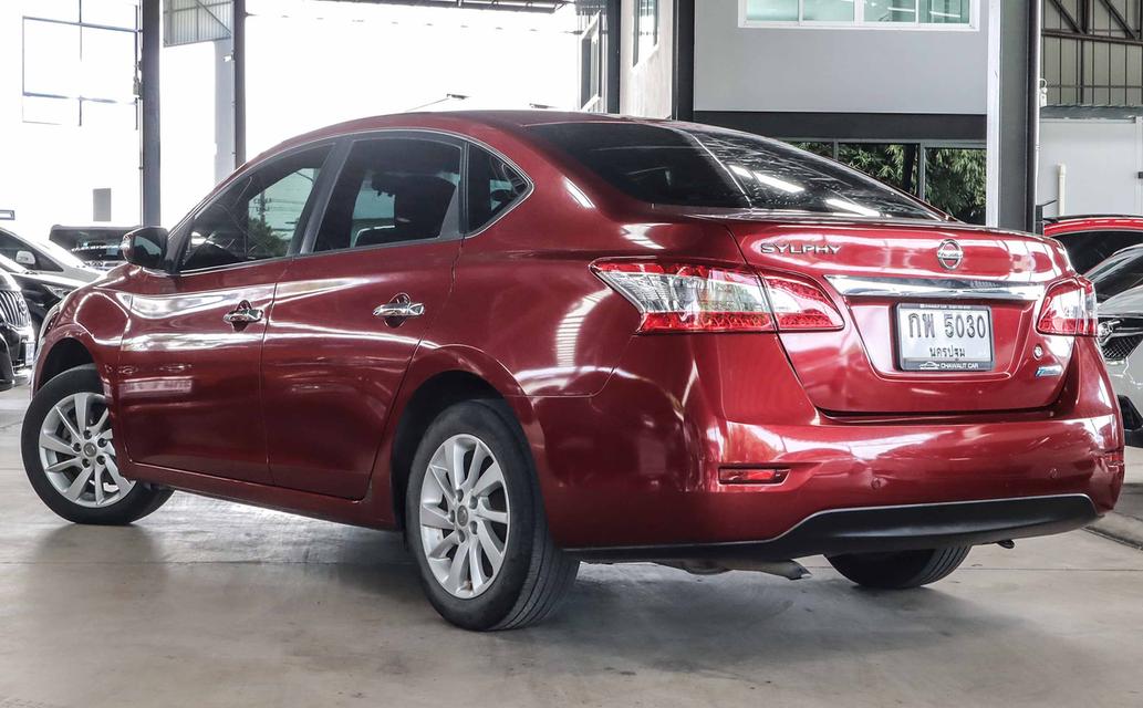 ขาย NISSAN SYLPHY 1.6V ปี 2015