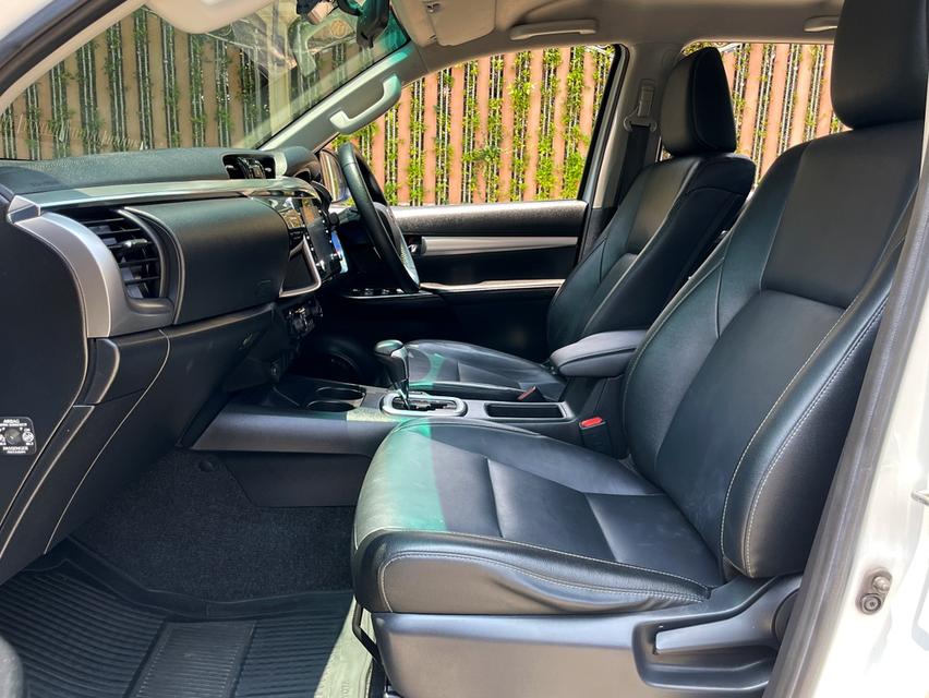 TOYOTA HILUX REVO DOUBLE CAB 2.8 HIGH 4WD ปี 2022 AUTO 4X4 สภาพนางฟ้า รูปที่ 10