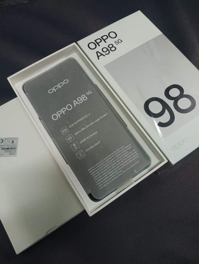 OPPO a98 สีเขียว 3