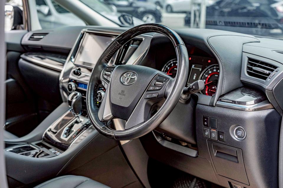 รหัสรถ NP6566 TOYOTA VELLFIRE 2.5ZG EDITIONปีรถ : 2022 16