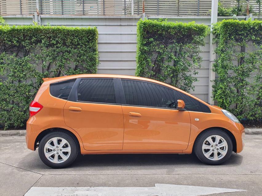 Honda Jazz 1.5V(AS) ปี 2012 สีส้ม รถมือ 1 วิ่งน้อย
