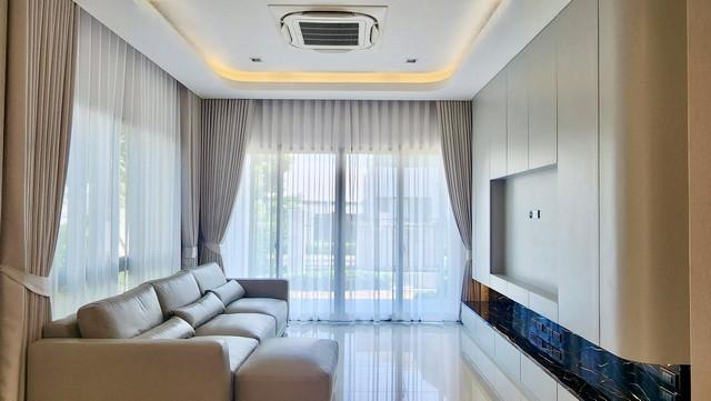 NEWบ้านเดี่ยว Bangkok Boulevard Signature ลาดพร้าว-เสรีไทย 4 ห้องนอน 4 ห้องน้ำ ใกล้แยกนิด้า 2