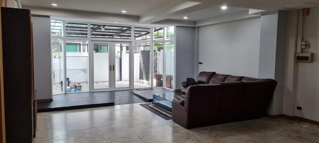 บ้านให้เช่าสุขุมวิท71ใกล้BTSพระโขนง Pet-friendly สภาพใหม่ ตกแต่งครบพร้อมเข้าอยู่ 2