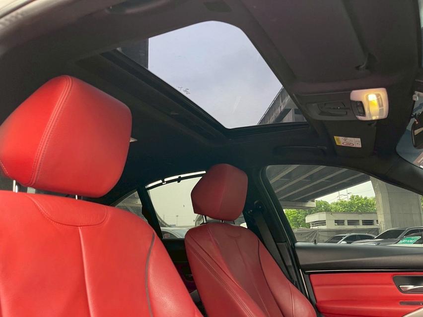 รหัสรถ WMT7698 BMW 330e M Sport LCI ปี 2018 จด 2022 7