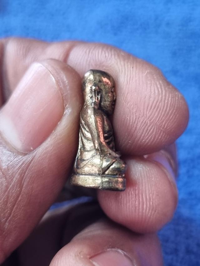 รูปหล่อหลวงพ่อเงิน ปี15 ไม่รู้พิมพ์ 4