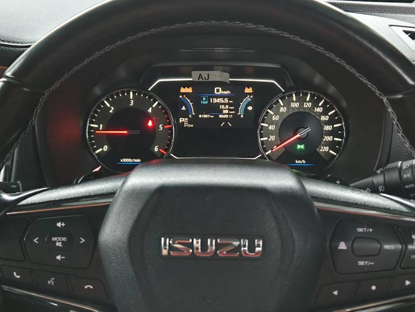Isuzu MU-X 3.0 Ultimate SUV AT ปี 2021 5