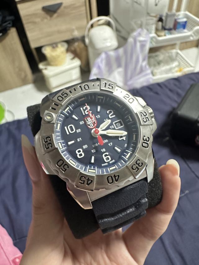นาฬิกา luminox ………..