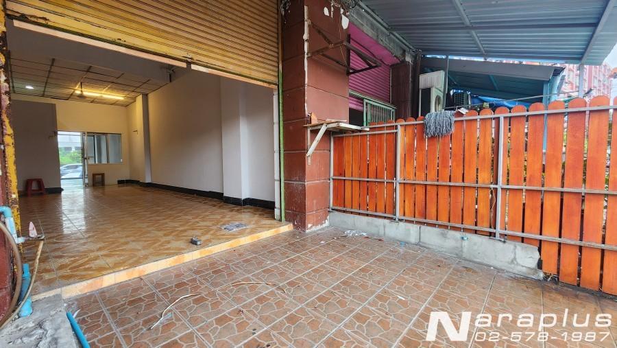 Listing No. 68050568 : ขายคอนโด ชั้น.1 เพื่อการพาณิชย์ และพักอาศัย ขนาด 57.46 ตารางเมตร โครงการ พัฒนาการ คอมเพล็กซ์เฮ้าส์  กรุงเทพ  15
