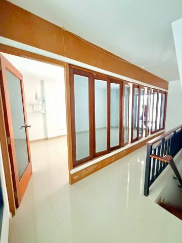 กรุงเทพกรีฑา ทาวน์เฮ้าส์ 3.5ชั้น ให้เช่า 3นอน 4น้ำ ARLบ้านทับช้าง 1.6กม. Nirvana PORCH 3