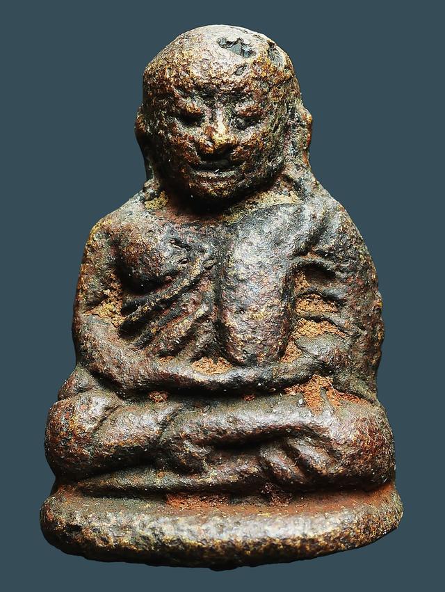 รูปหล่อหลวงพ่อเงิน วัดบางคลาน พิมพ์ขี้ตา พิมพ์ 3 ชาย....เก่า เดิมๆ 2