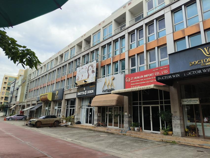 RENT ให้เช่า Home Office 335 sqm ริมถนนติด BTS (S8) วงเวียนใหญ่ฝั่งเข้าสาทร มีที่จอดรถส่วนตัวและส่วนกลาง รปภ. CCTV 0813046950 0658981951 (0897859079) 1