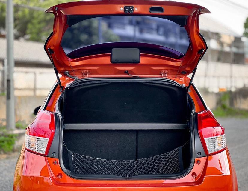 #TOYOTA #YARIS 1.2 G TOP ปี 2014 จด 2015✨ รถบ้านมือเดียวป้ายแดง ดูแลดีมาก สภาพเดิมทั้งคัน🔧 เข้าศูนย์ตามระยะ ดูแลตามคู่มือมาตลอด📚 รูปที่ 9