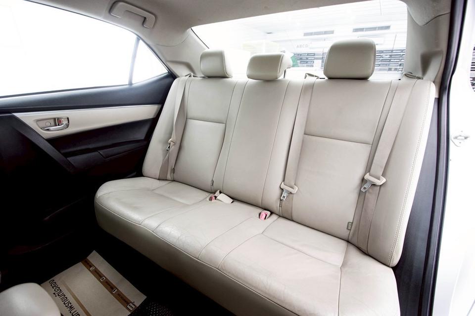รหัสรถ 1D941 TOYOTA ALTIS 1.6G 2015 6