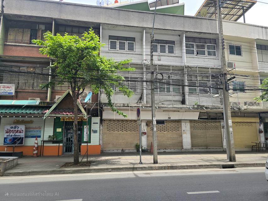 ขายตึกแถว 3 คูหา ริมถนนตก เจริญกรุง 3