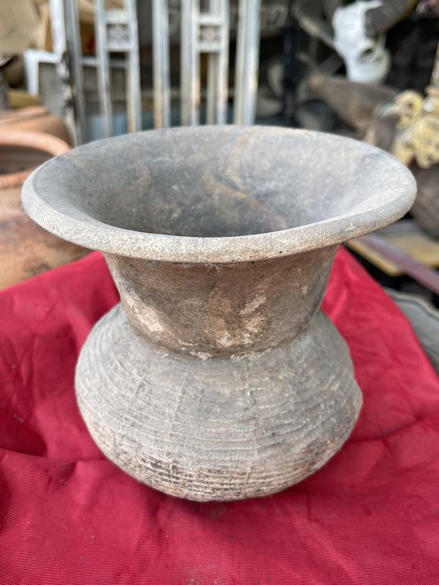 เครื่องปั้นดินเผาโบราณ บ้านปราสาท ปากแตร ภาชนะดินเผา หม้อดินเผาโบราณ 3