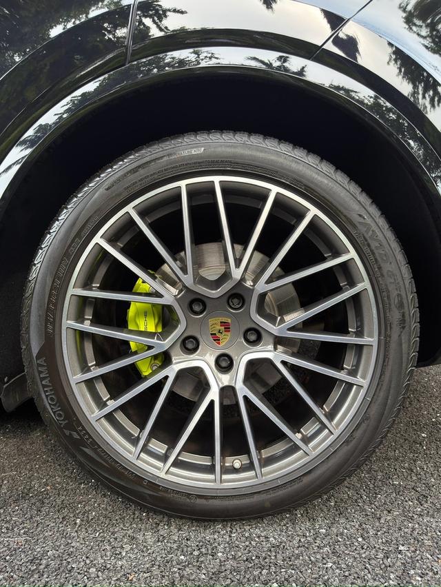 Porsche Cayenne E-HybridYear : 2022Mileage : 23,947 km รูปที่ 11