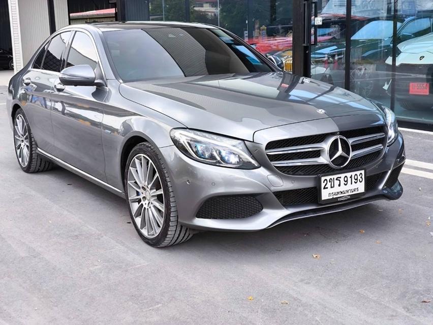 รหัสรถ KPV9193 2022 BENZ C350e AMG Dynamic 