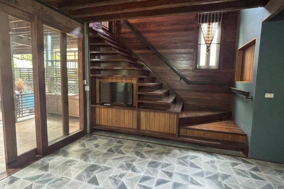 บ้านเดี่ยว 2 ชั้น ครึ่งตึก ครึ่งไม้ ( ไม้สัก ) 5