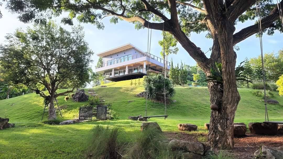 ขายบ้านที่ดินติดน้ำลำตะคอง บ้านบนเนินเขาใหญ่ หมูสี ปากช่อง 3ไร่ ที่ติดลำธารสวย ใกล้ถนนธนะรัขต์ คีรีมายา พักตากอากาศ หายาก วิวเขาสวยธรรมชาติ 0879074045 3