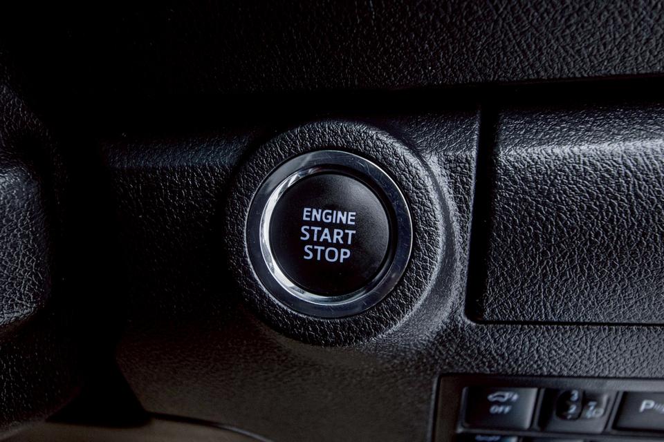 รหัสรถ 1E760 FORTUNER  2.4 LEGENDER BLACK TOP 4WD 2022 รูปที่ 14