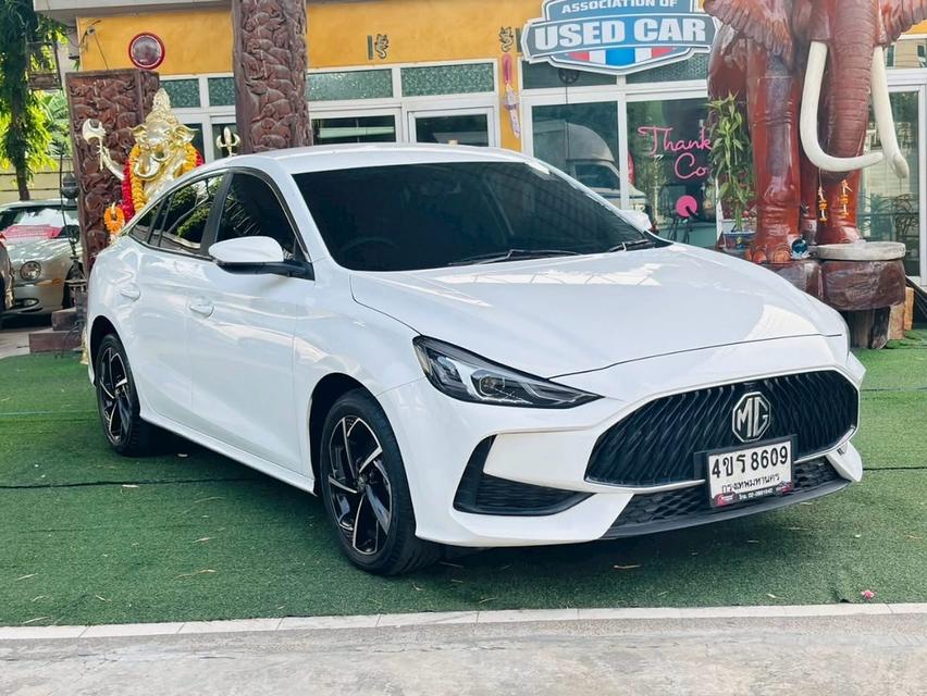  #MG 5 เครื่อง1.5 cc. รุ่นD เกียร์ AUTO ปี 2023 #รถไมล์แท้100%คะวิ่งน้อยมากๆๆคะ วิ่งมาแค่15,xxxกิโลคะ มีวารันตรีศูนย์ถึง ปี2026 คะ 2