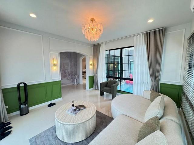ให้เช่าบ้านเดี่ยว 2 ชั้น 500 ตร.ม. บุราสิริ-ปัญญาอินทรา มีสระว่ายน้ำ ใกล้แฟชั่นไอส์แลนด์ 2