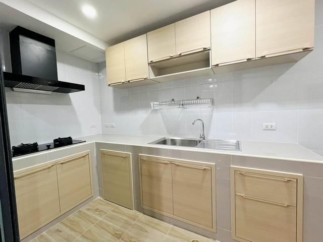 ให้เช่าทาวน์โฮม 3 ชั้น 3 ห้องนอน บ้านกลางเมือง รามคำแหง 174 สเตชั่น บ้านใหม่ พร้อมอยู่ ทำเลทองติดรถไฟฟ้า ใกล้โรงเรียนนาน 4