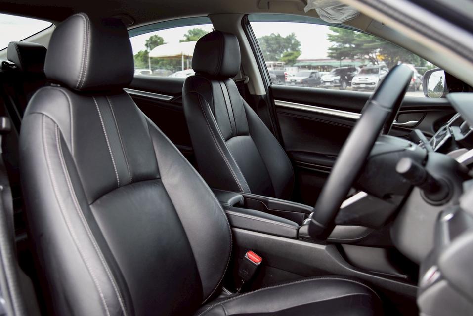 รหัสรถ CBL4581 HONDA CIVIC FC 1.8 EL AT 2016 11