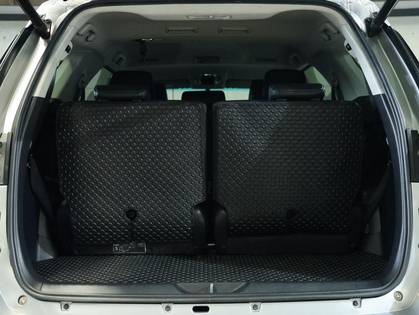 2022 Toyota FORTUNER 2.4 (ปี 15-25) Leader V 4WD SUV AT B5502 รูปที่ 17