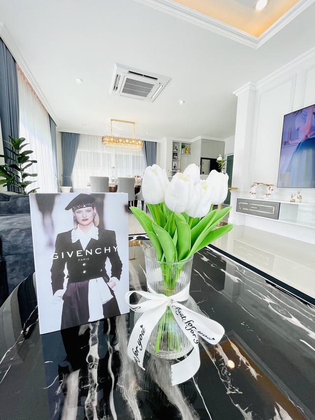 ขายบ้านหรูบิ้วอินพร้อมเข้าอยู่เฟอร์นิเจอร์ครบ 12