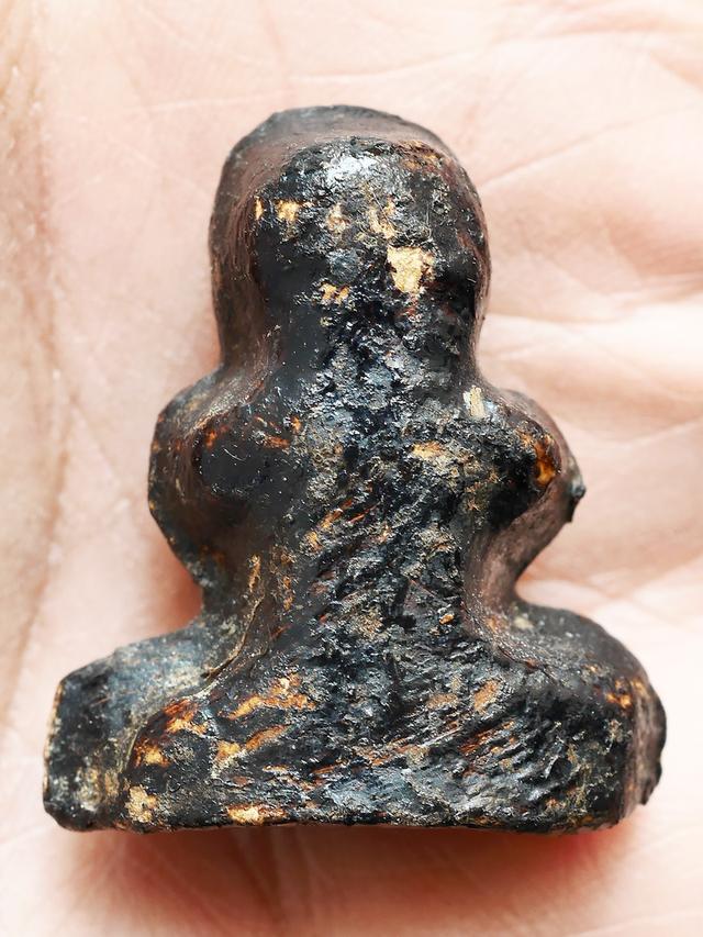 พระปิดตาหลวงพ่อทองสุข วัดสะพานสูง พิมพ์ตะพาบใหญ่....เก่าๆ เนื้อจัดๆ 8