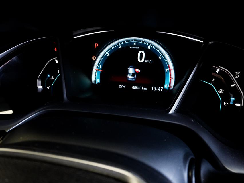 Honda Civic FC 1.8EL AT แต่งกระจังหน้า RS รูปที่ 8