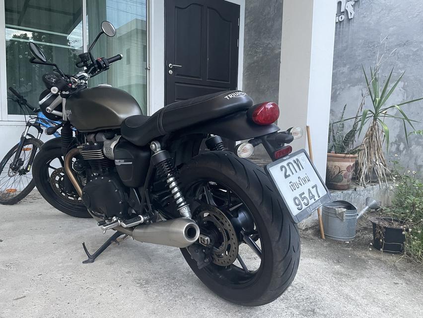 2020 Triumph street twin