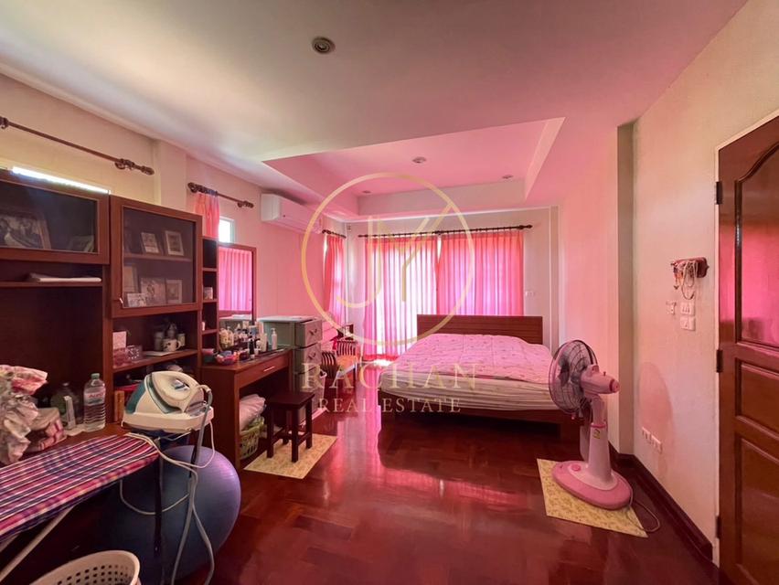 บ้านเดี่ยว 2 ชั้น ซ.ลำเนาพัฒนา1 ต.คลองใหม่ อ.สามพราน จ.นครปฐม ตกแต่งทั้งหลัง สวยมาก 19