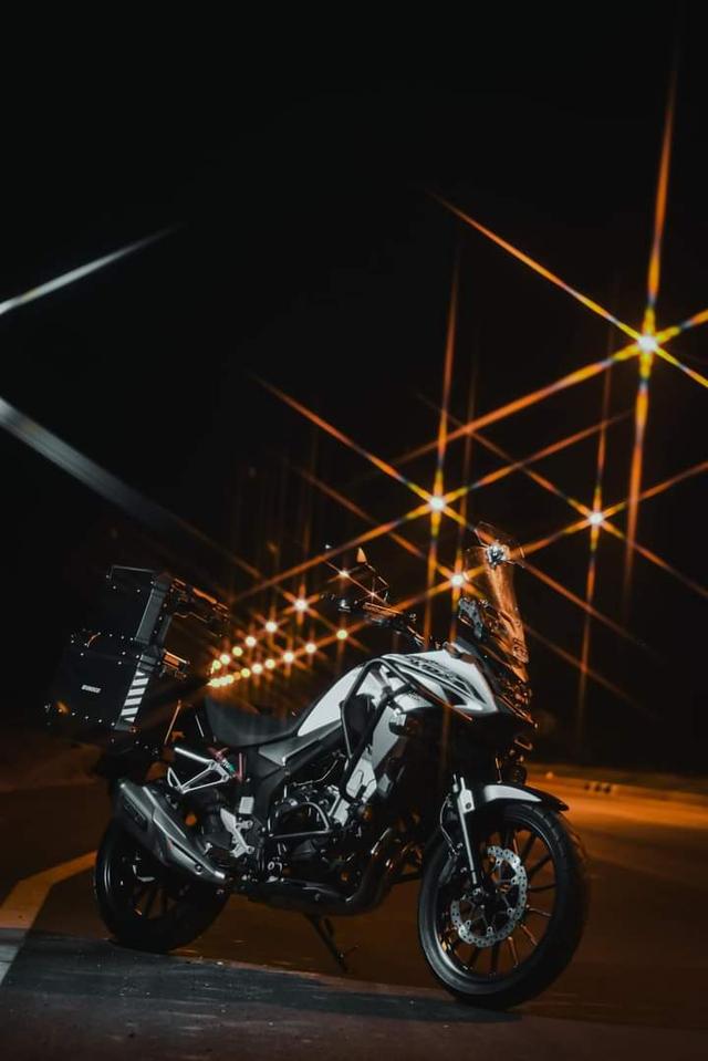 Honda CB500xสีดำ