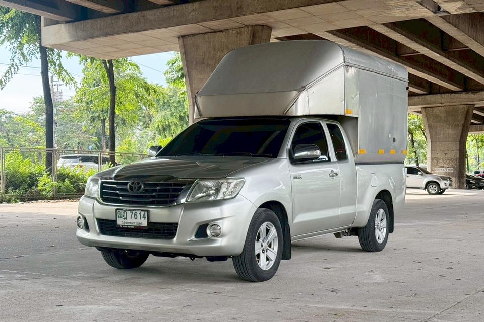 Toyota Hilux Vigo Champ Smart Cab 2.7 J LPG MT ปี 2011