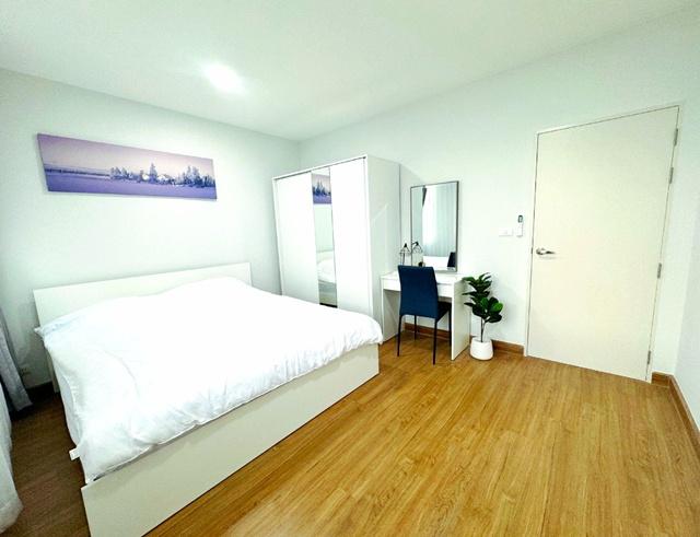 ให้เช่าทาวน์โฮมพรีเมียมสุดหรู 2 ชั้น รร. ปิยะฉัตร 2.1 กม.โลตัส บางกรวยไทรน้อย 2.9 กม.18ตร.ว.148 ตร.ม.คลับเฮ้าส์ สไตล์รีส 3