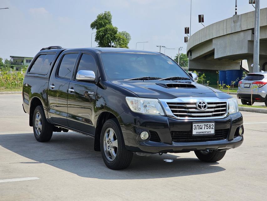 TOYOTA VIGO 2.5E MT 4ประตู ปี2014  3