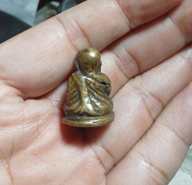 หลวงพ่อเงินวัดห้วยเขน รูปที่ 2