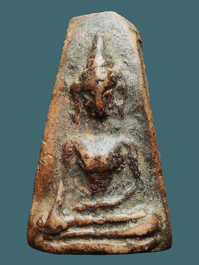 พระผงสุพรรณ พิมพ์หน้าแก่ กรุวัดพระศรีรัตนมหาธาตุ สุพรรณบุรี....เก่าๆ 2