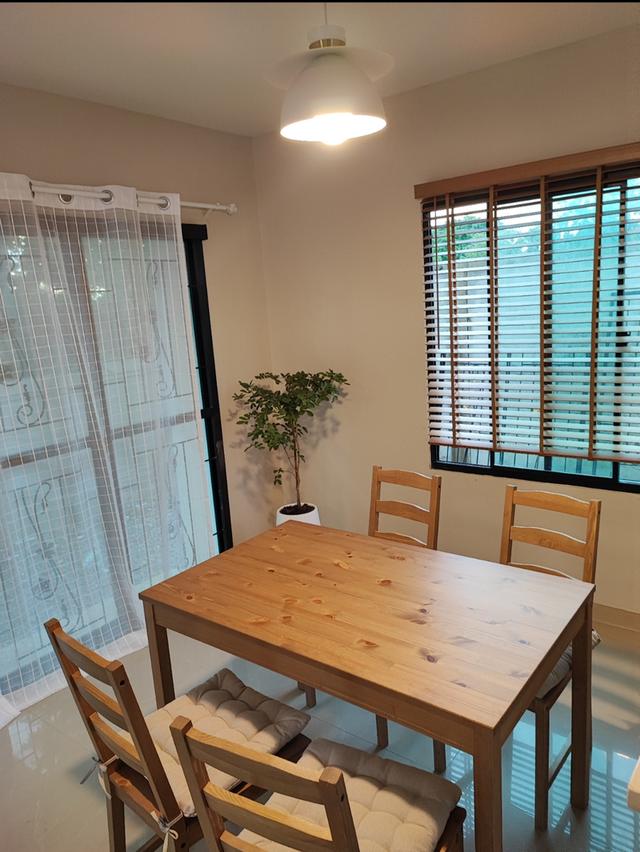 ขายบ้านเดี่ยว 3,400,000 บาท  หมู่บ้านพฤกษาวิลเลจดีไลท์ 2ชั้น​ 3ห้องนอน​ 2ห้องน้ำ 53ตร.ว. พื้นที่ใช้สอย 160ตรม.  พร้อมเฟอร์นิเจอร์ 2