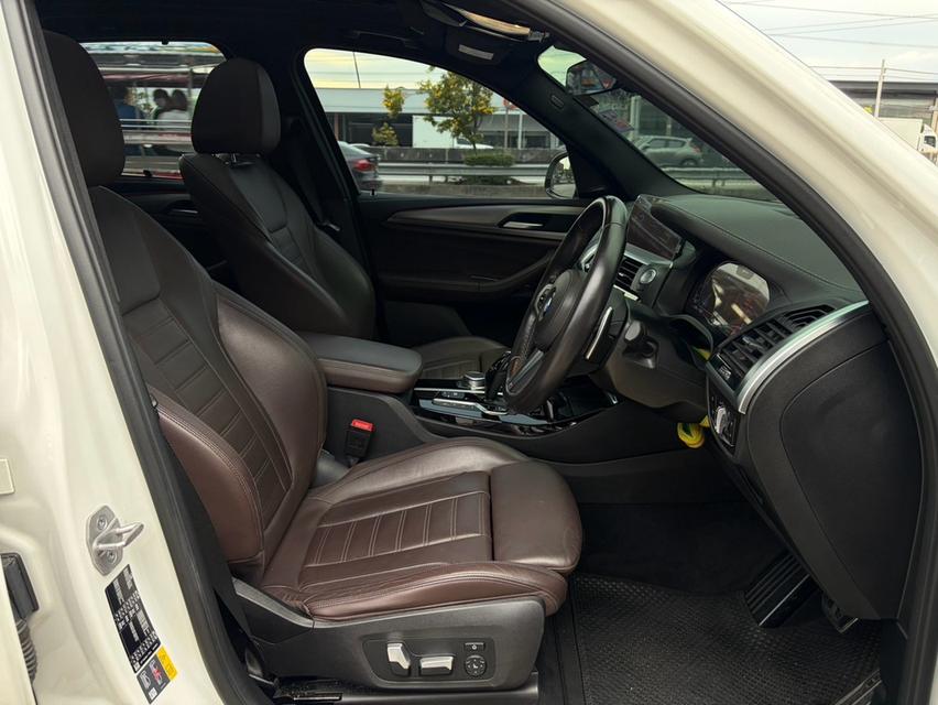 (แจ้งรหัสรถ PJP9970) 2021 BMW X3 xDrive30e M-Sport รูปที่ 13