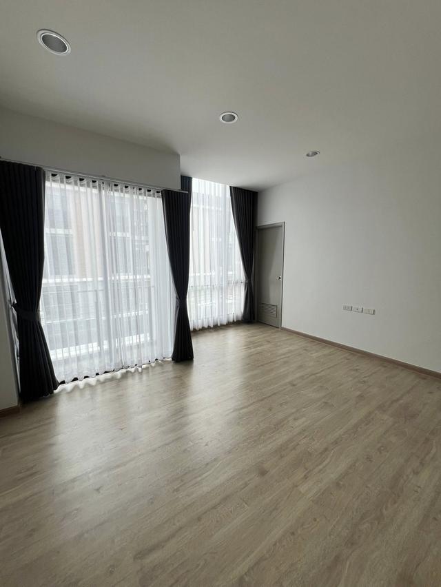ให้เช่า! ทาวน์โฮม 3.5 ชั้น หลังมุม Premium Place พหลโยธิน-รามอินทรา (220 ตร.ม.) โซลาร์เซลล์, ใกล้ BTS สายหยุด (จดบริษัทได้) 11