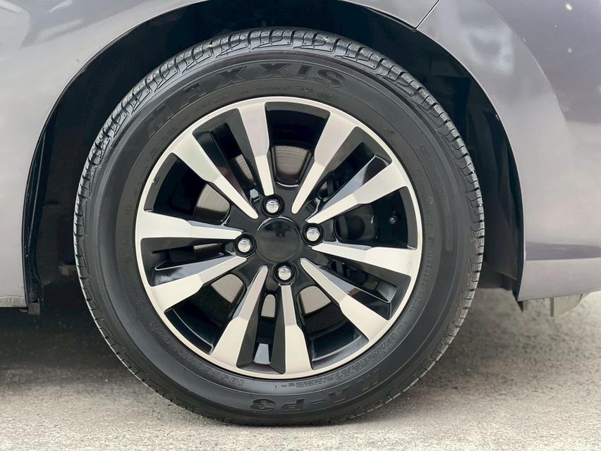 ปี 2021 HONDA JAZZ, 1.5 i-VTEC S โฉม ปี14-ปัจจุบันสีเทา เกียร์ออโต้ เครื่องเบนซิน มือเดียวป้าย 17