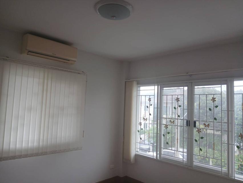 ให้เช่าบ้านเดี่ยว 2 ชั้น : 56 ตรว.  3 ห้องนอน 3 ห้องน้ำ ถนนบ้านกล้วย-ไทรน้อย บางบัวทอง นนทบุรี ตรงข้ามสนามเด็กเล่น ฟิตเนต สวนสาธารณะหมู่บ้าน 13