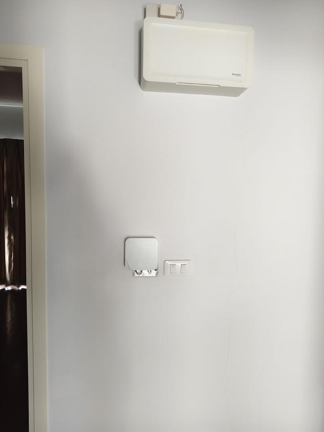 บ้านแฝดสไตล์บ้านเดี่ยว พร้อมติดตั้งระบบโซล่า ตัวบ้านไม่ติดกันสามารถเดินรอบบ้านได้ ก่อสร้างด้วยอิฐมอญแดง 20