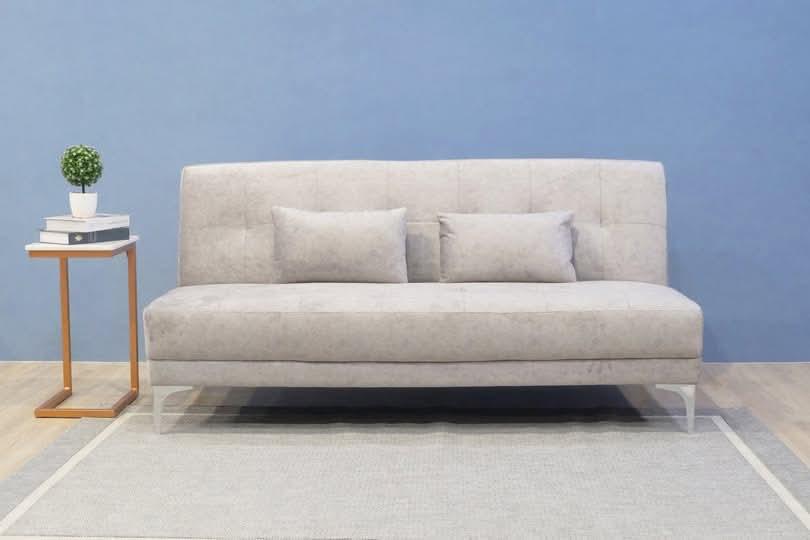 รับสั่งทำและซ่อมโซฟาทุกชนิด ขายสินค้าทุกชนิด ทำได้ทุกแบบ เพียงส่งรูปมาเสนอราคา และขายโซฟาต่างๆในรูป สนใจตัวไหนทักเฟสมาได้ ราคาโรงงานผลิตเอง บริษัทอยู่